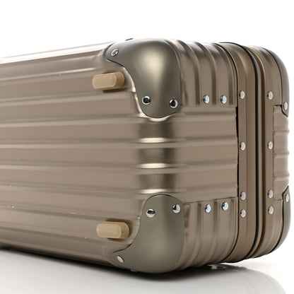 Rimowa Aluminum Topas Vanity Case Titanium 11 of 11