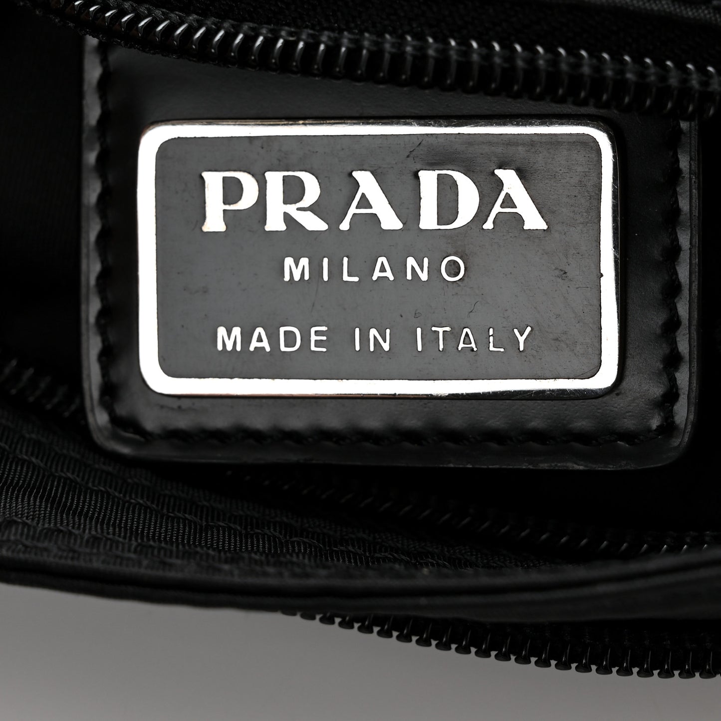 Nylon Flat Messenger Bag Black