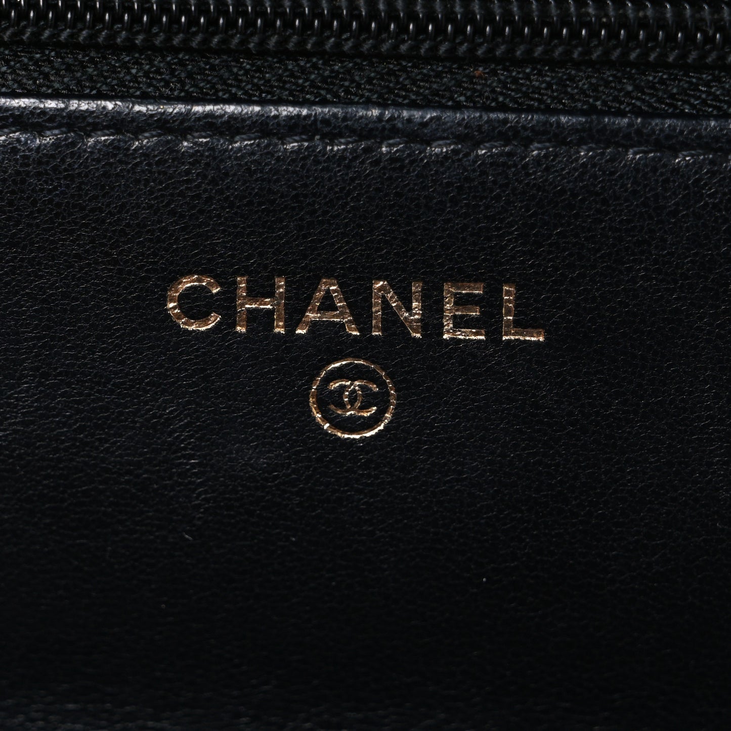 Lambskin Quilted Wallet On Chain WOC Black