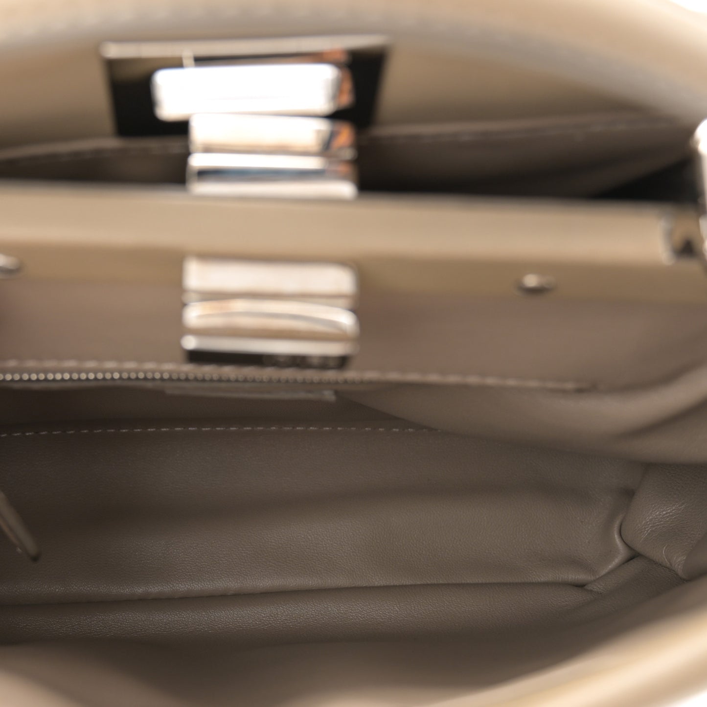 Nappa Mini Peekaboo Iconic Satchel Tortora