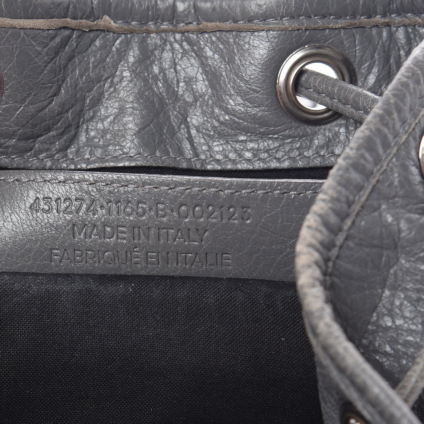 Agneau Silver Metallic Edge Hardware Backpack Gris Cendre