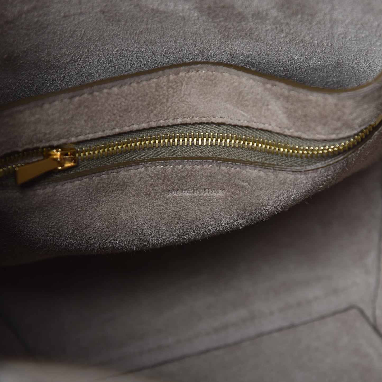 Soft Grained Calfskin Small Sangle Bucket Bag Taupe