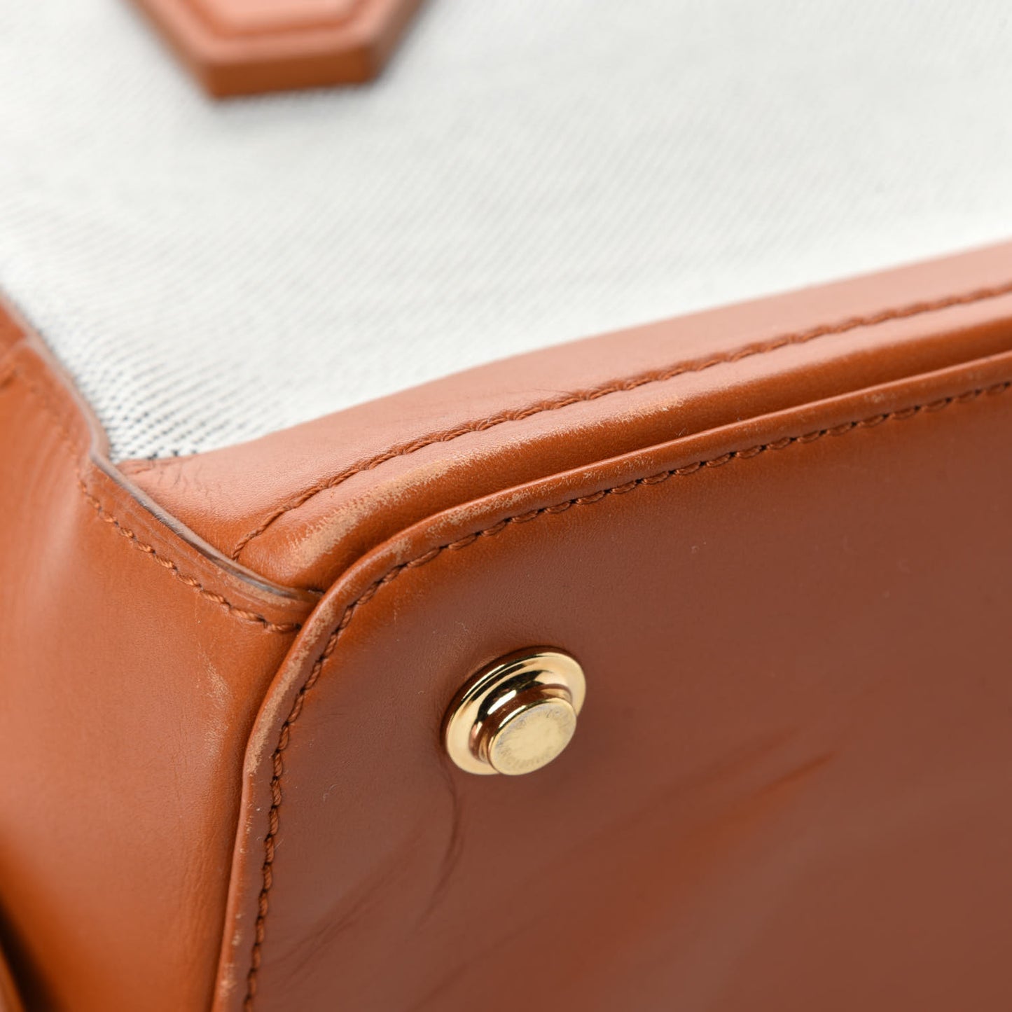 Box Canvas Dora PM Tote