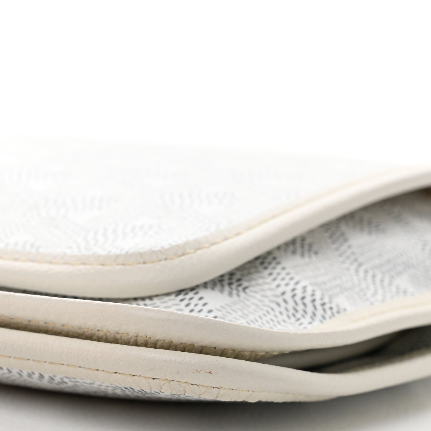 Goyardine Plumet Wallet Clutch White