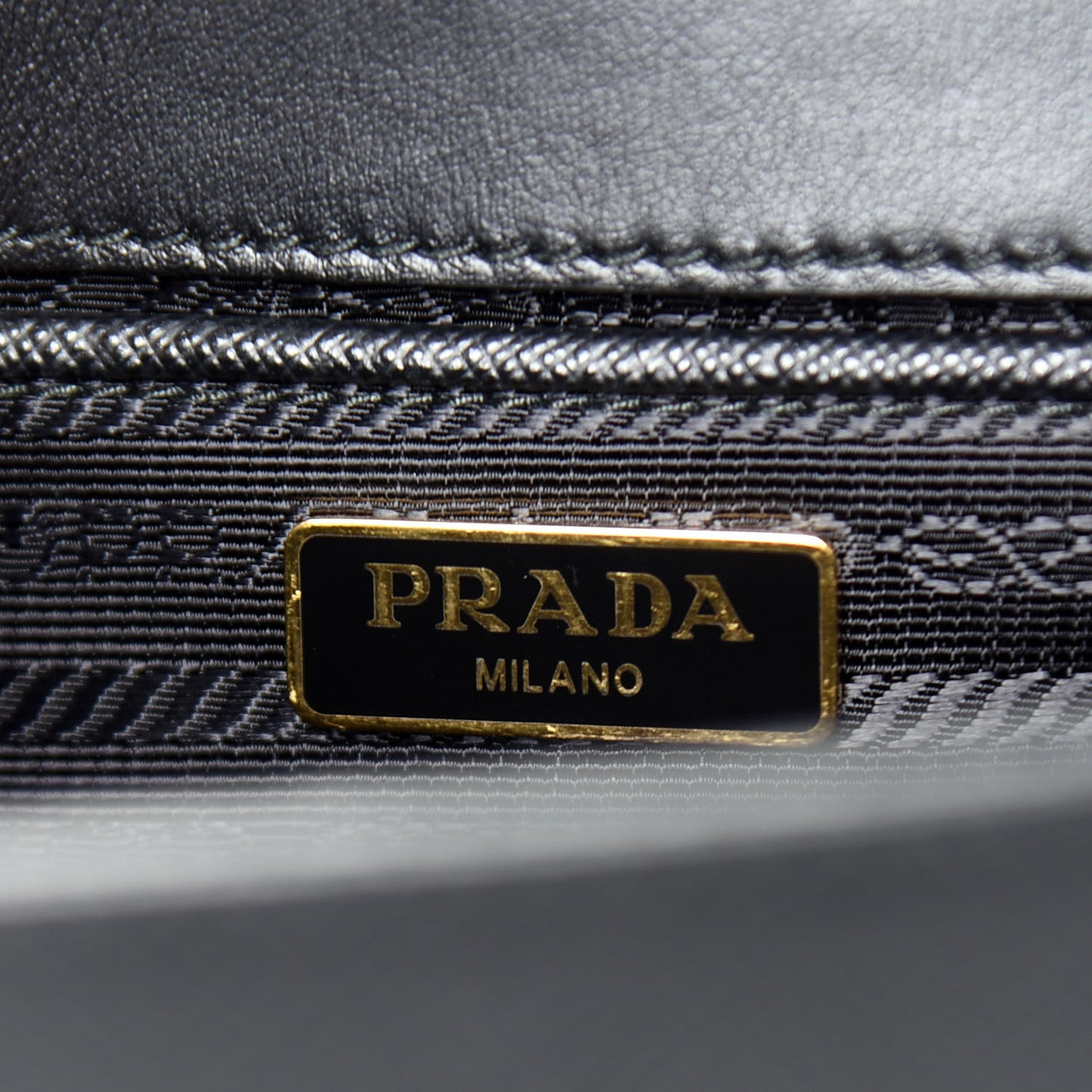 Saffiano Soft Calfskin Chain Crossbody Bag Black