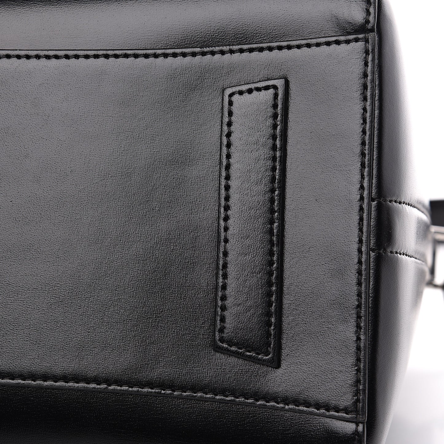Shiny Lord Calfskin Medium Antigona Black