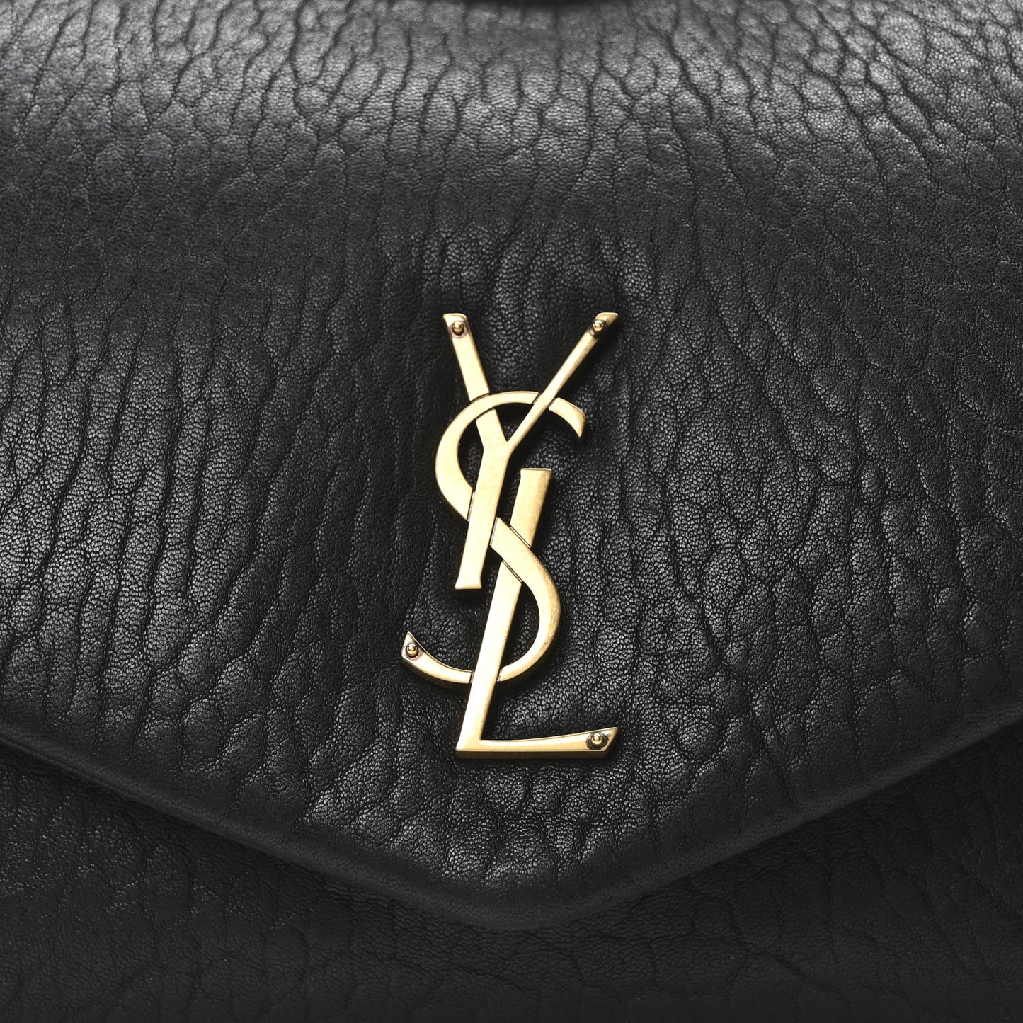 Grained Lambskin Large Calypso Black