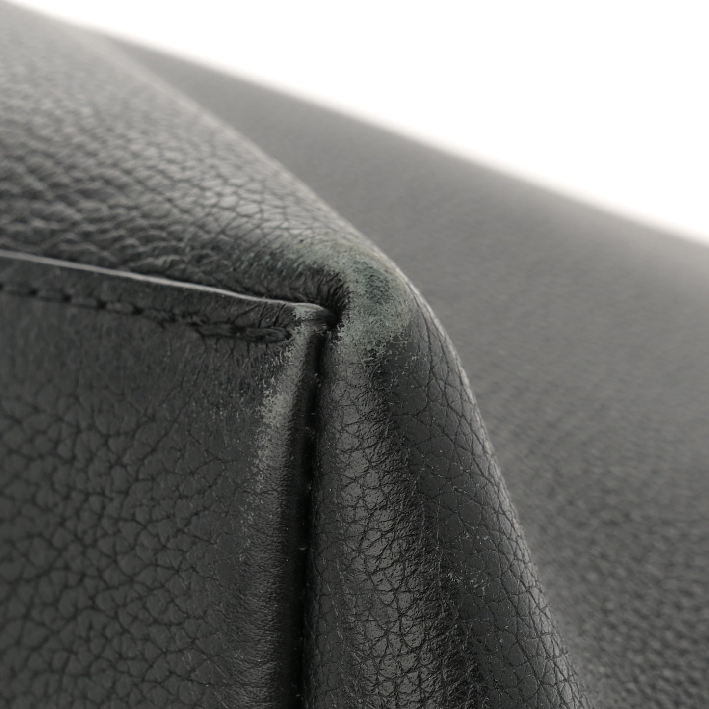 Calfskin Lockme Go Tote Black