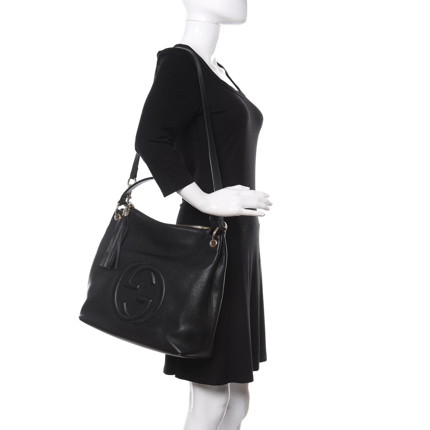 Pebbled Calfskin Large Soho Hobo Black