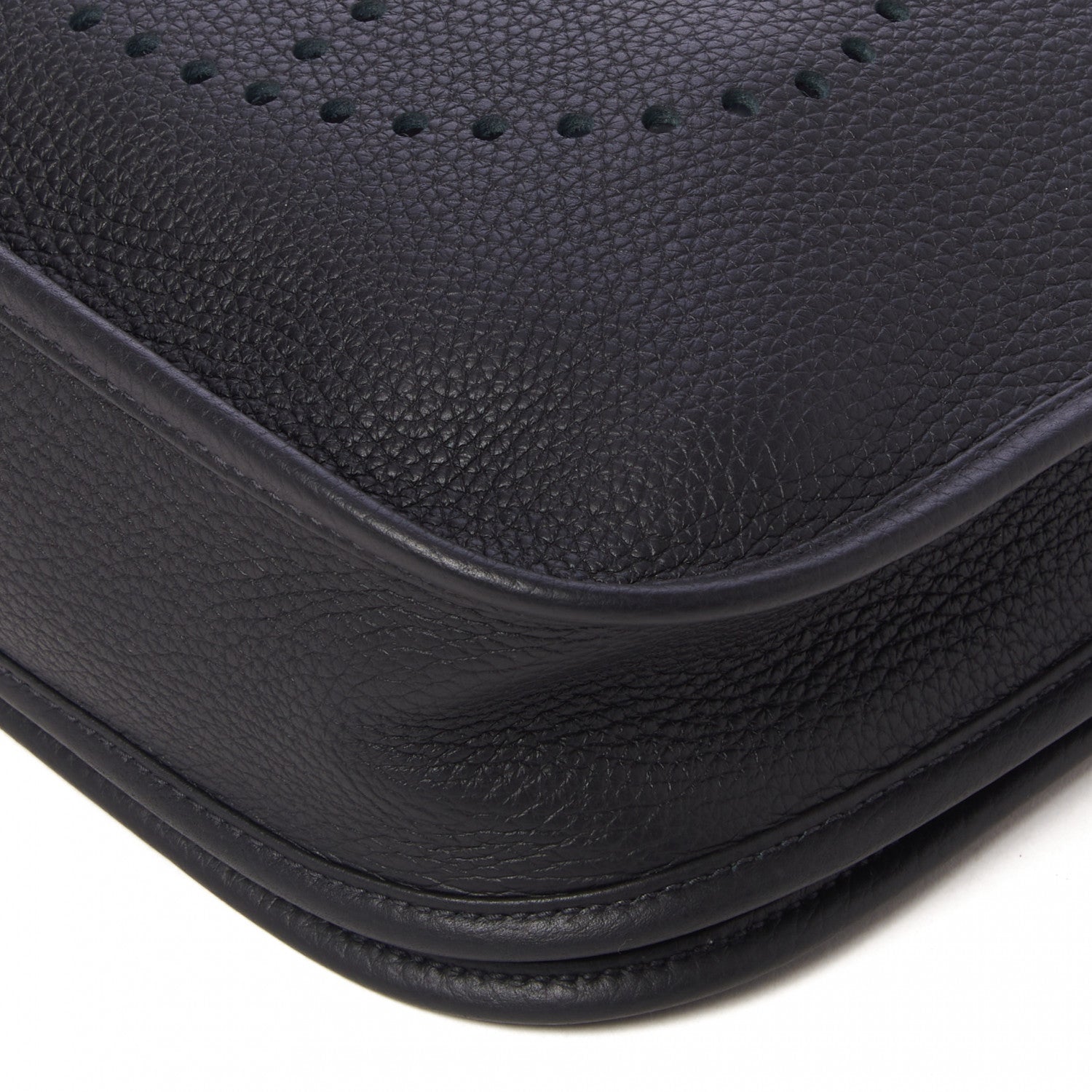 Hermes Taurillon Clemence Evelyne III PM Black 4 of 8