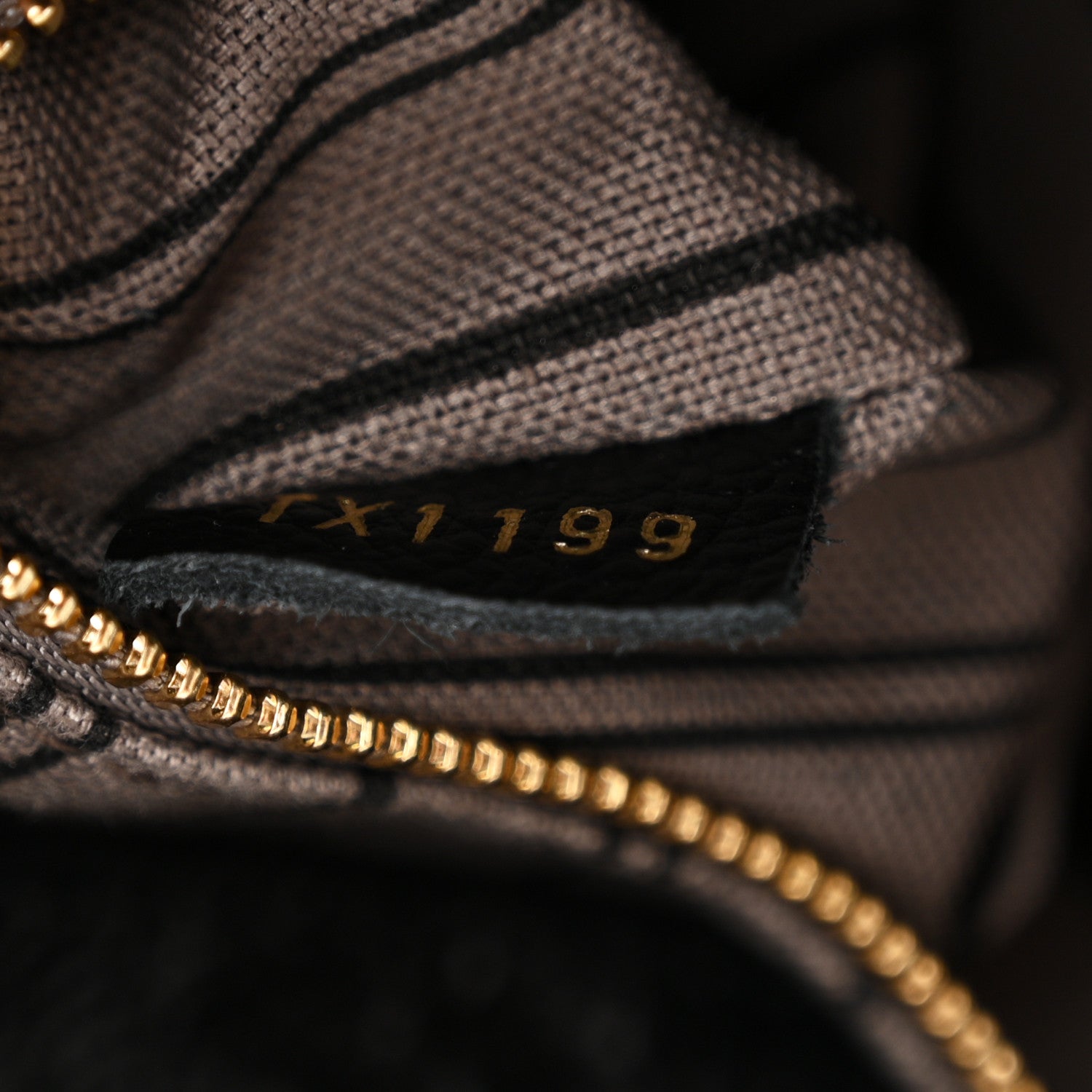 Louis Vuitton Empreinte Artsy MM Black 7 of 10