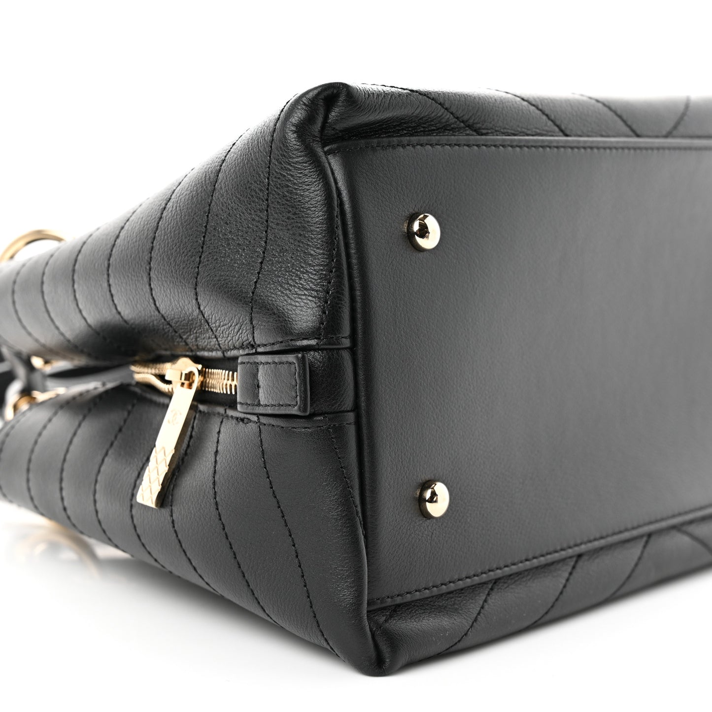 Calfskin Stitched Large Chevron Chic Shopping Bag Black
