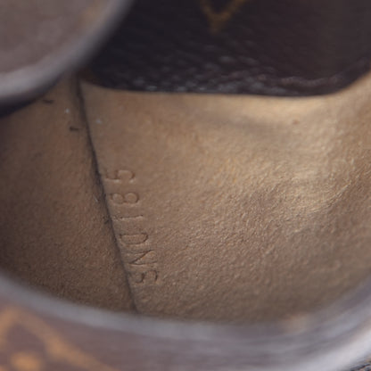 Louis Vuitton Monogram Sunglasses Case MM 6 of 6