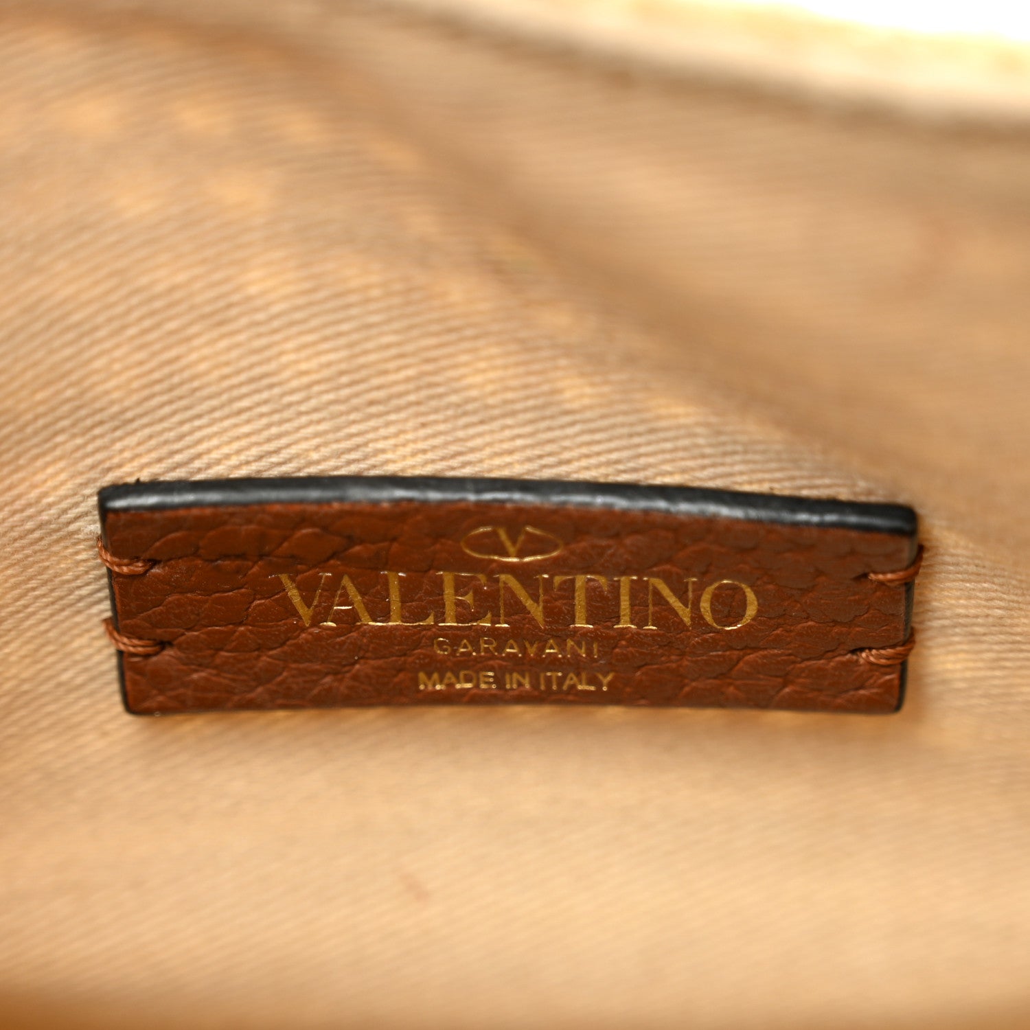 Valentino Garavani Raffia Grained Calfskin Small Rockstud Vlogo Tote Naturale 6 of 14
