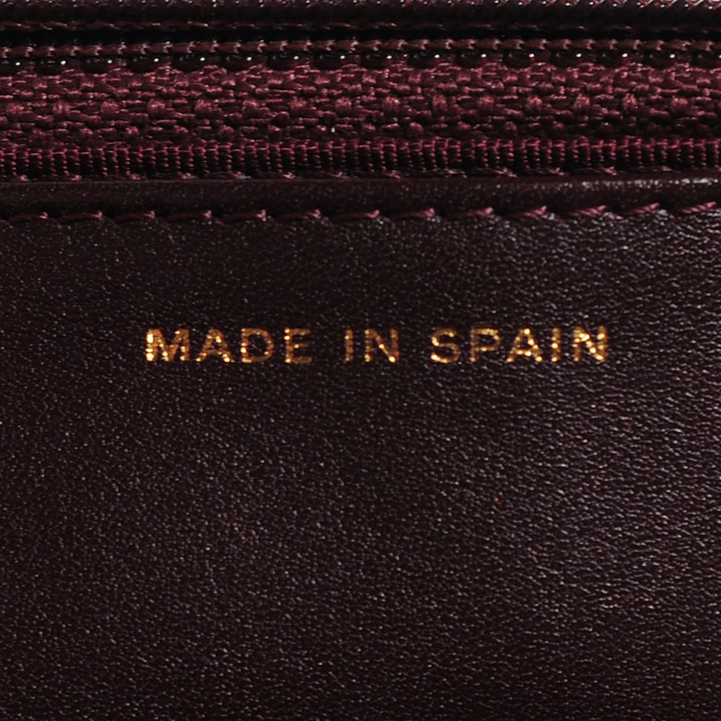 Caviar Quilted Wallet on Chain WOC Bordeaux