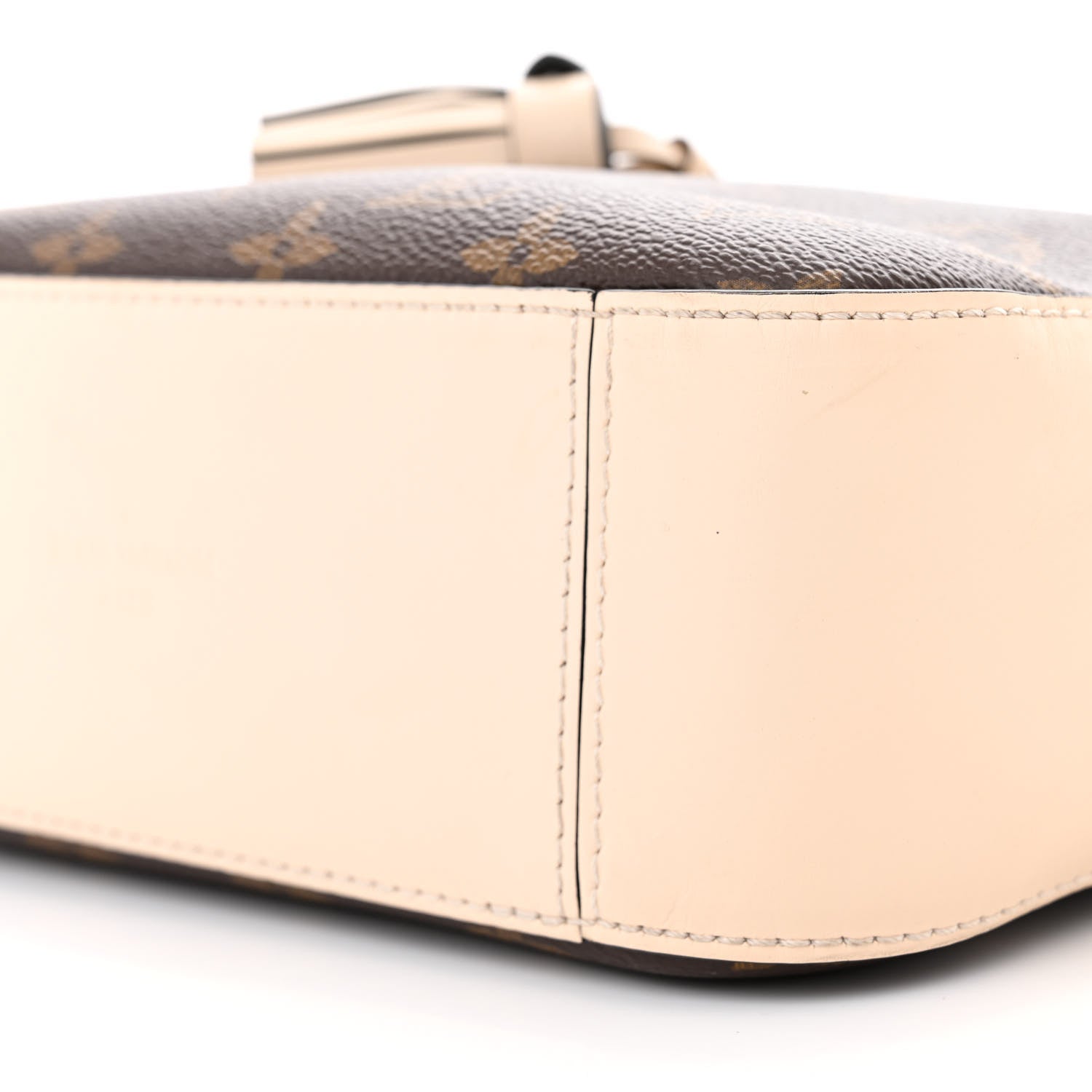 Louis Vuitton Monogram Saintonge Creme 12 of 12