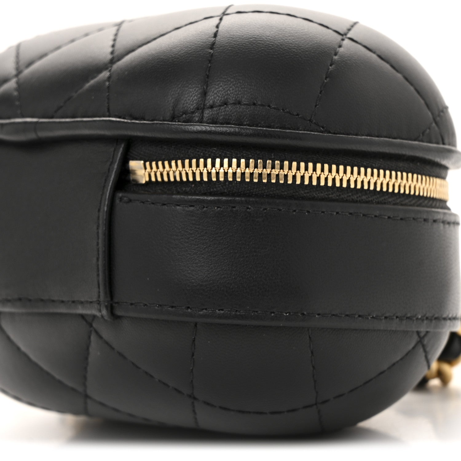 Chanel Lambskin Quilted CC Bubble Vanity Case With Chain Black 10 of 11