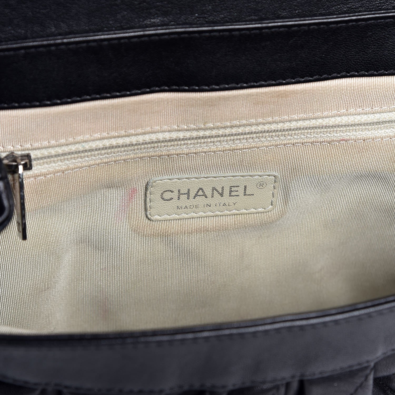 Chanel Washed Lambskin Quilted Medium Chain Around Messenger Black 6 of 7