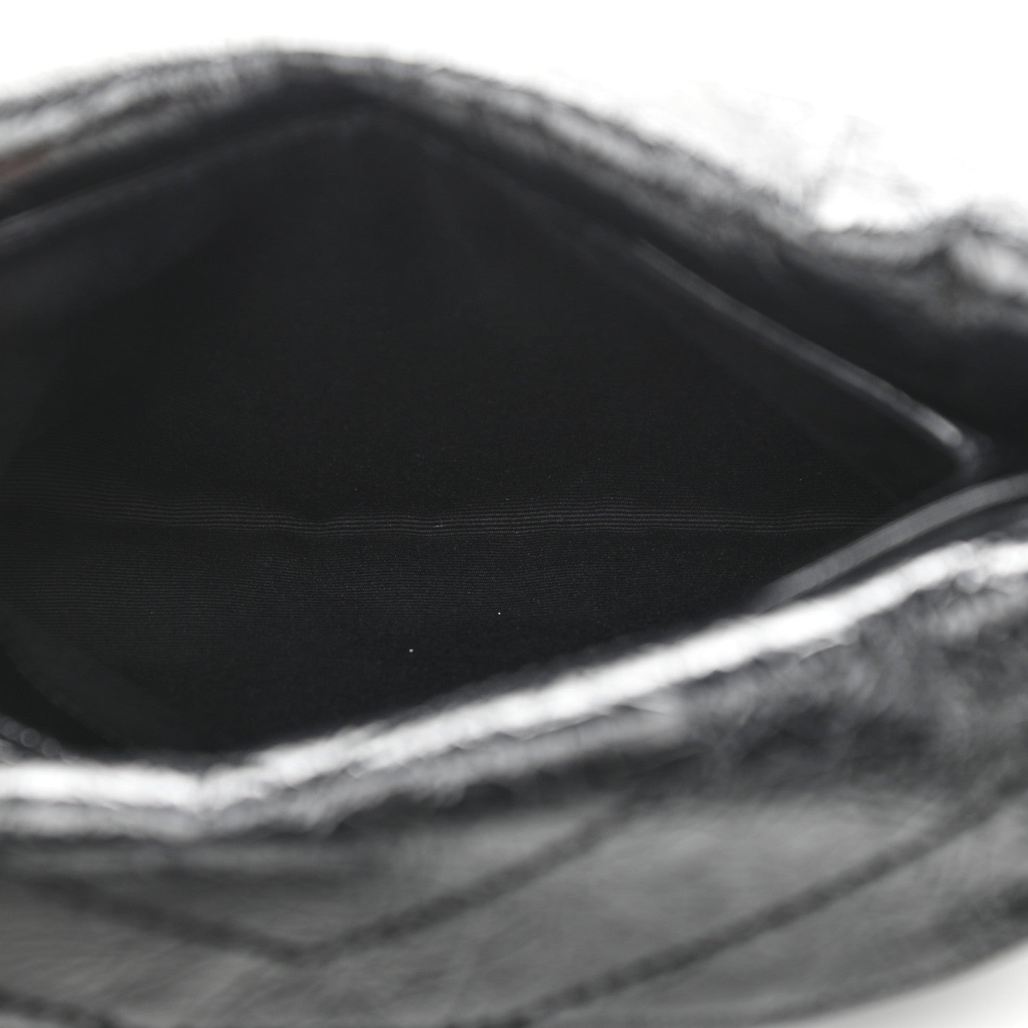 Saint Laurent Crinkled Calfskin Matelasse Monogram Niki Body Bag Black 5 of 11