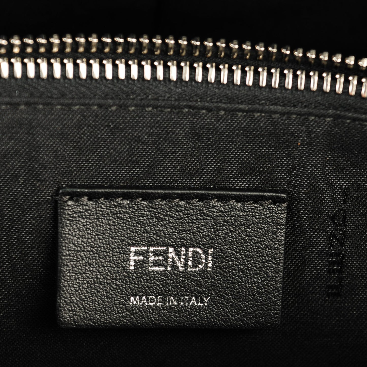 Vitello Dolce Medium By The Way Boston Bag Black