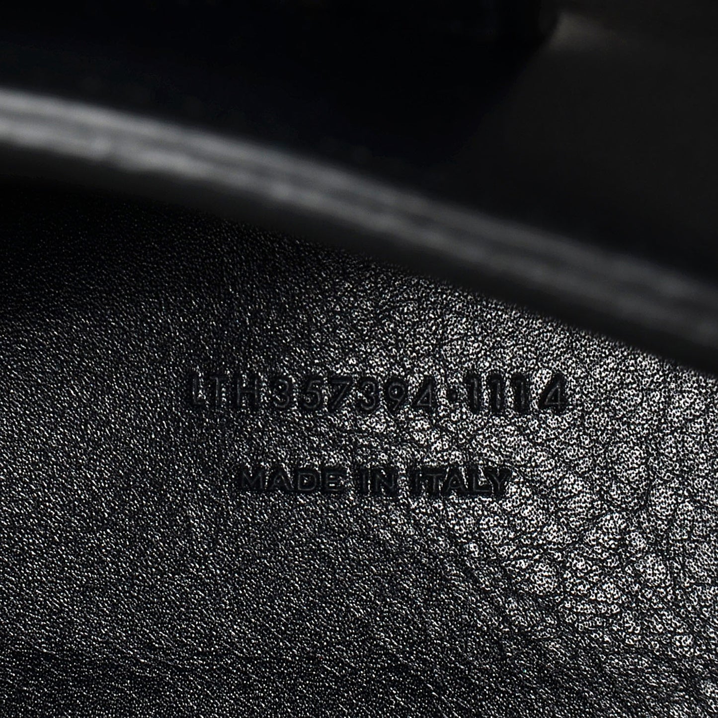 Smooth Calfskin Medium Monogram Cabas Black