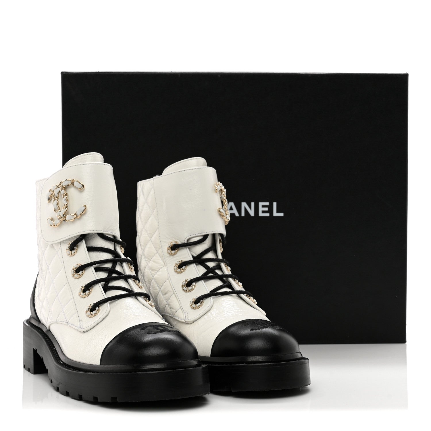 Chanel Shiny Goatskin Calfskin Quilted Lace Up Combat Boots 39 White Black 10 of 10