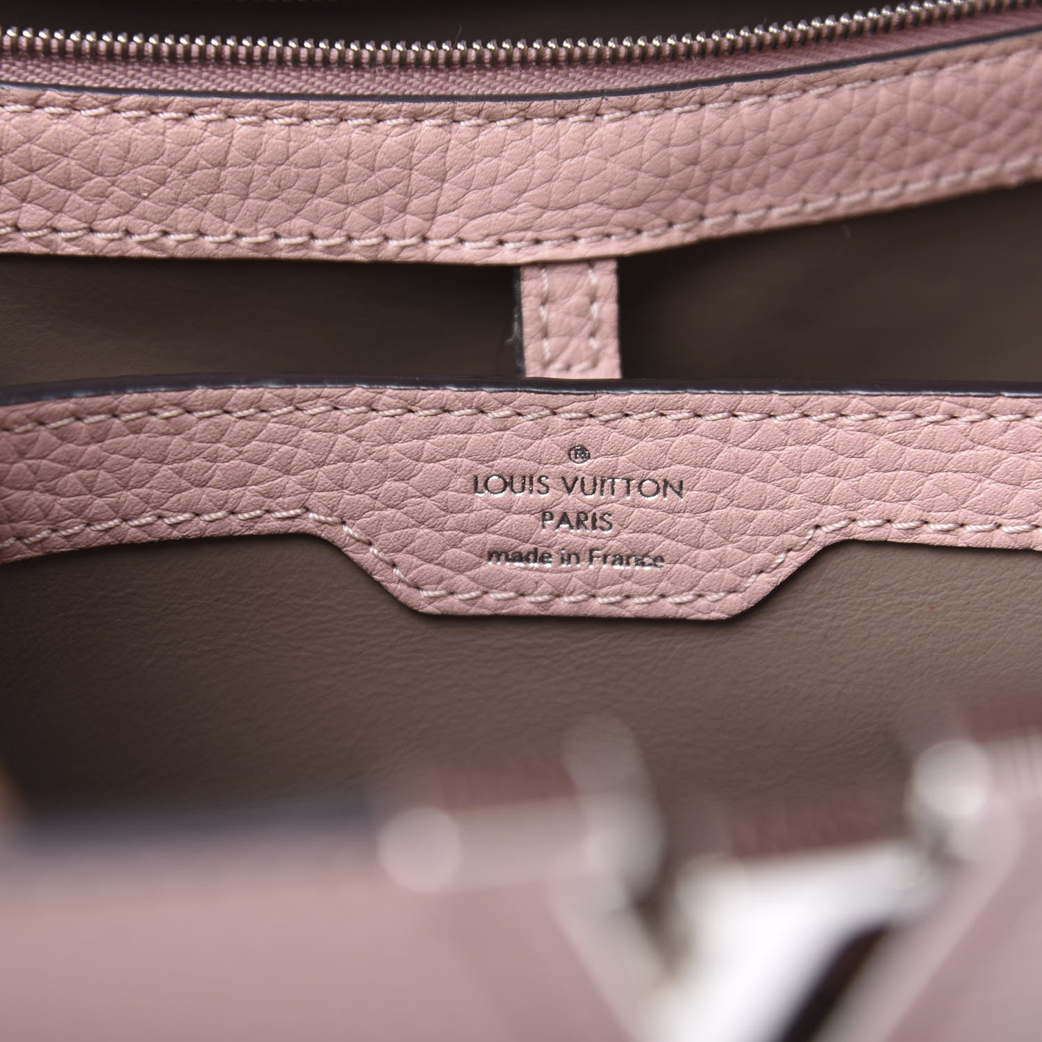 Louis Vuitton Taurillon Capucines PM Magnolia 6 of 9