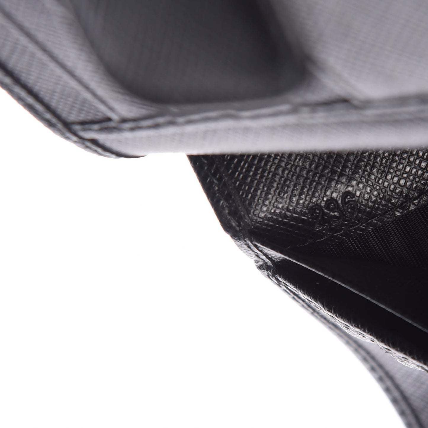 Saffiano Compact Wallet Black