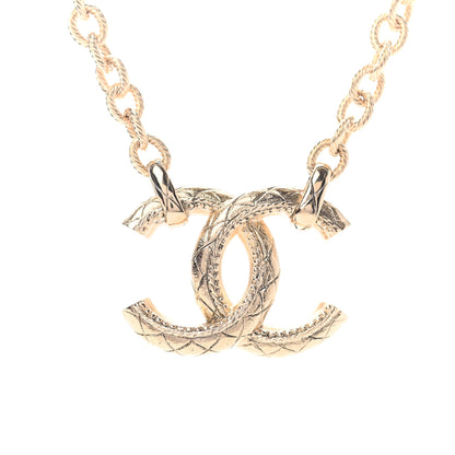 Chanel Metal Quilted CC Necklace Gold 4 of 5