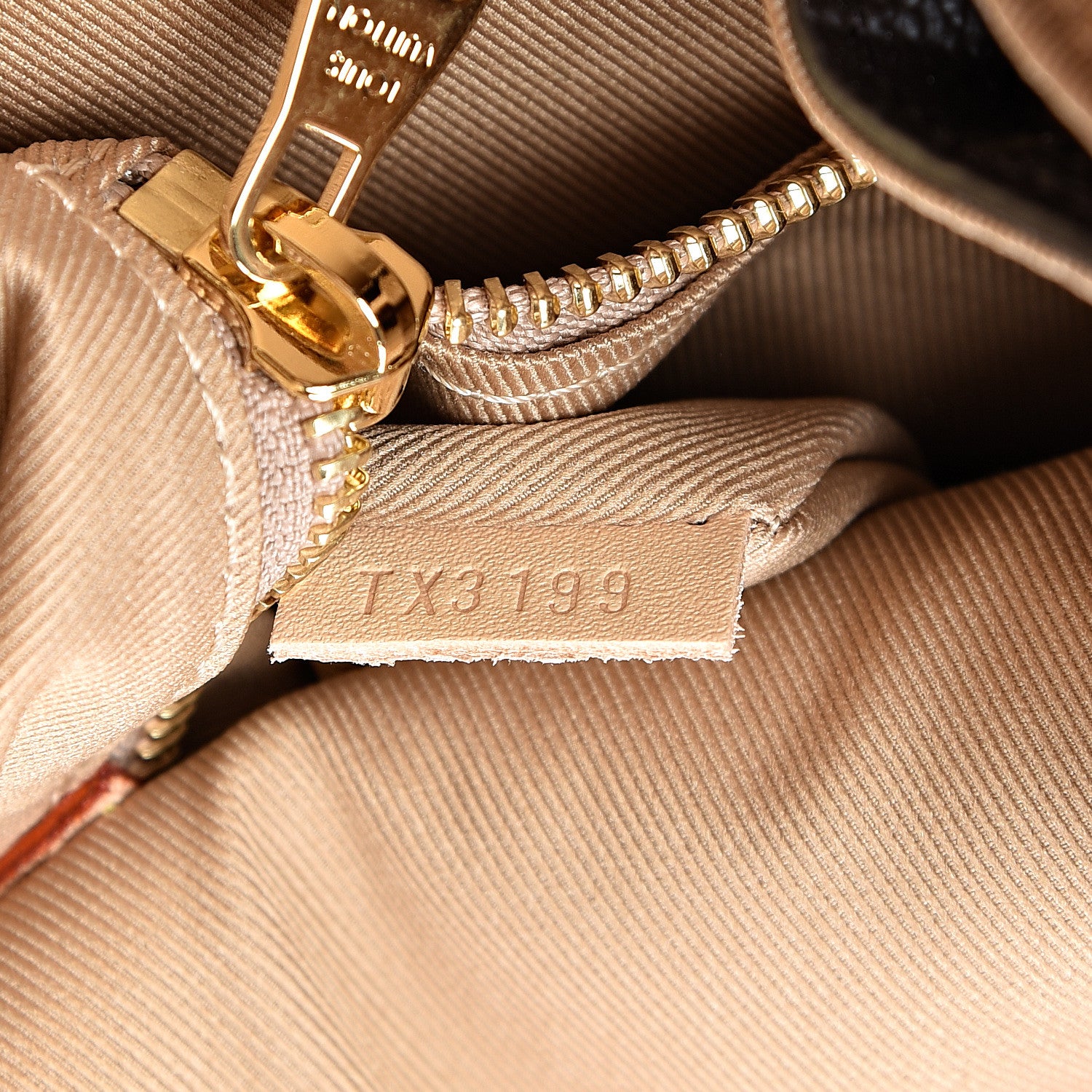 Louis Vuitton Monogram Graceful MM 7 of 11