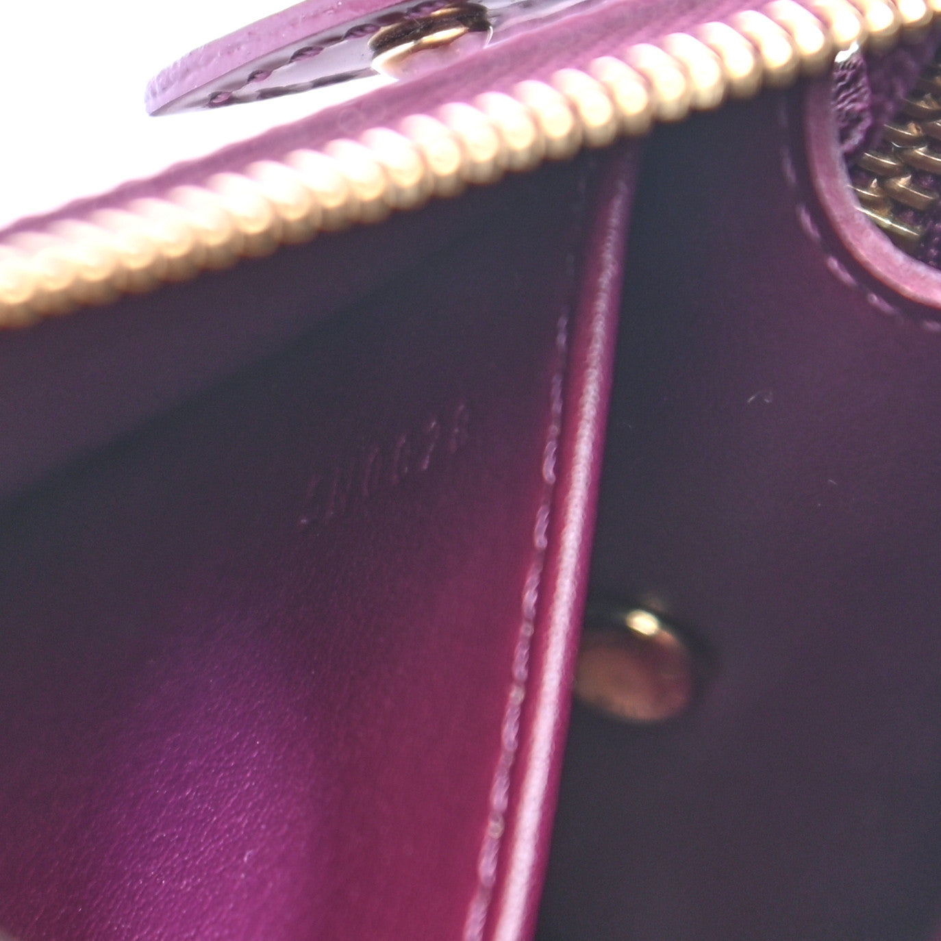 Vernis Trousse Cosmetic Pouch Violet