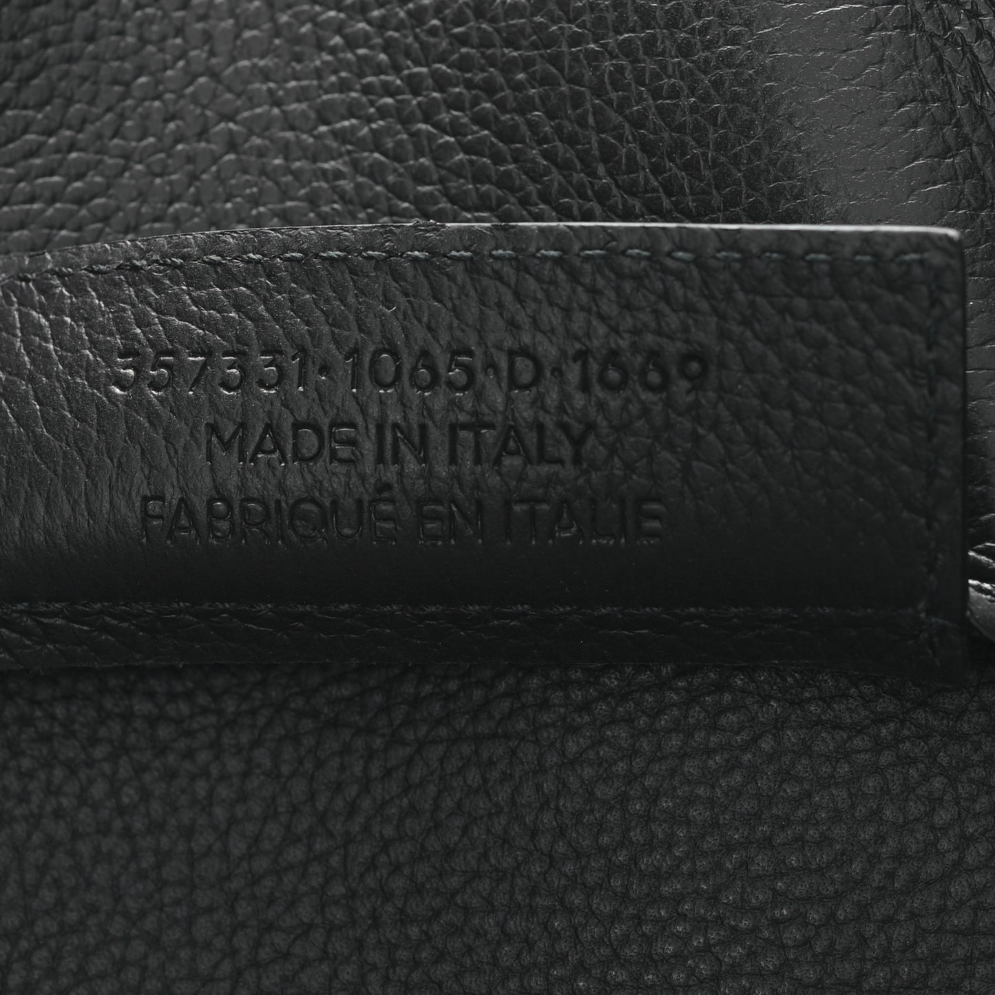 Supple Calfskin Papier A4 Zip Around Tote Black