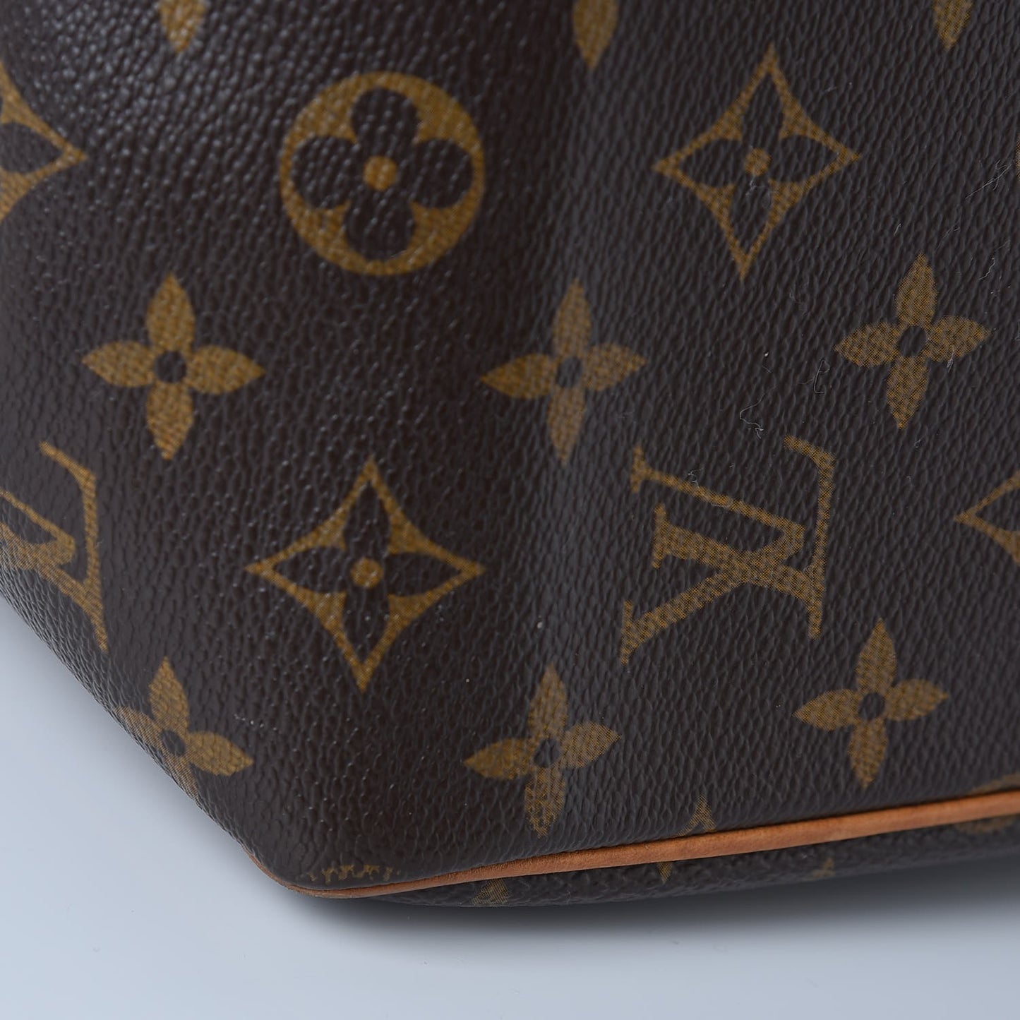 Monogram Batignolles