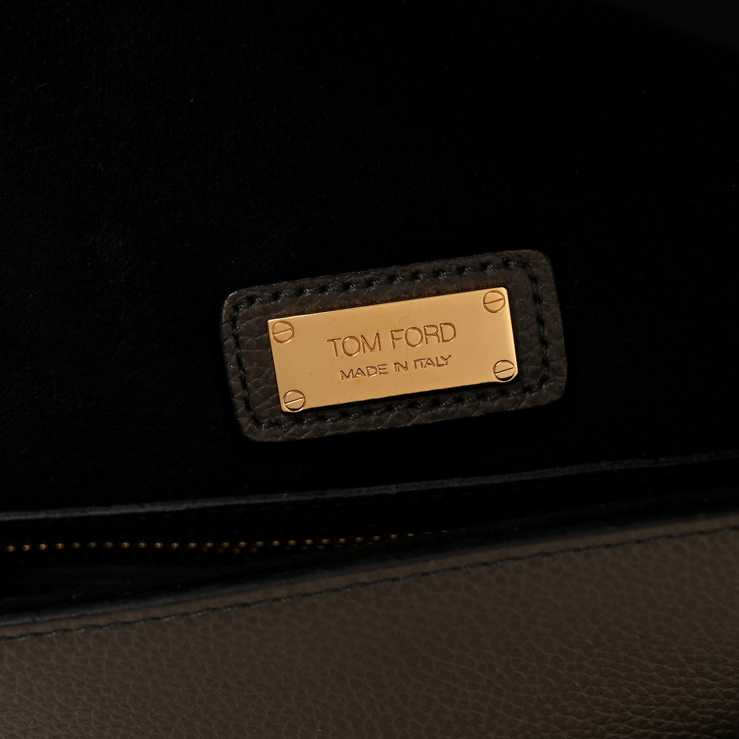 Pebbled Calfskin Large Jennifer Graphite