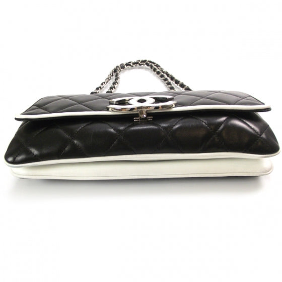 Lambskin Quilted Flap Black/White