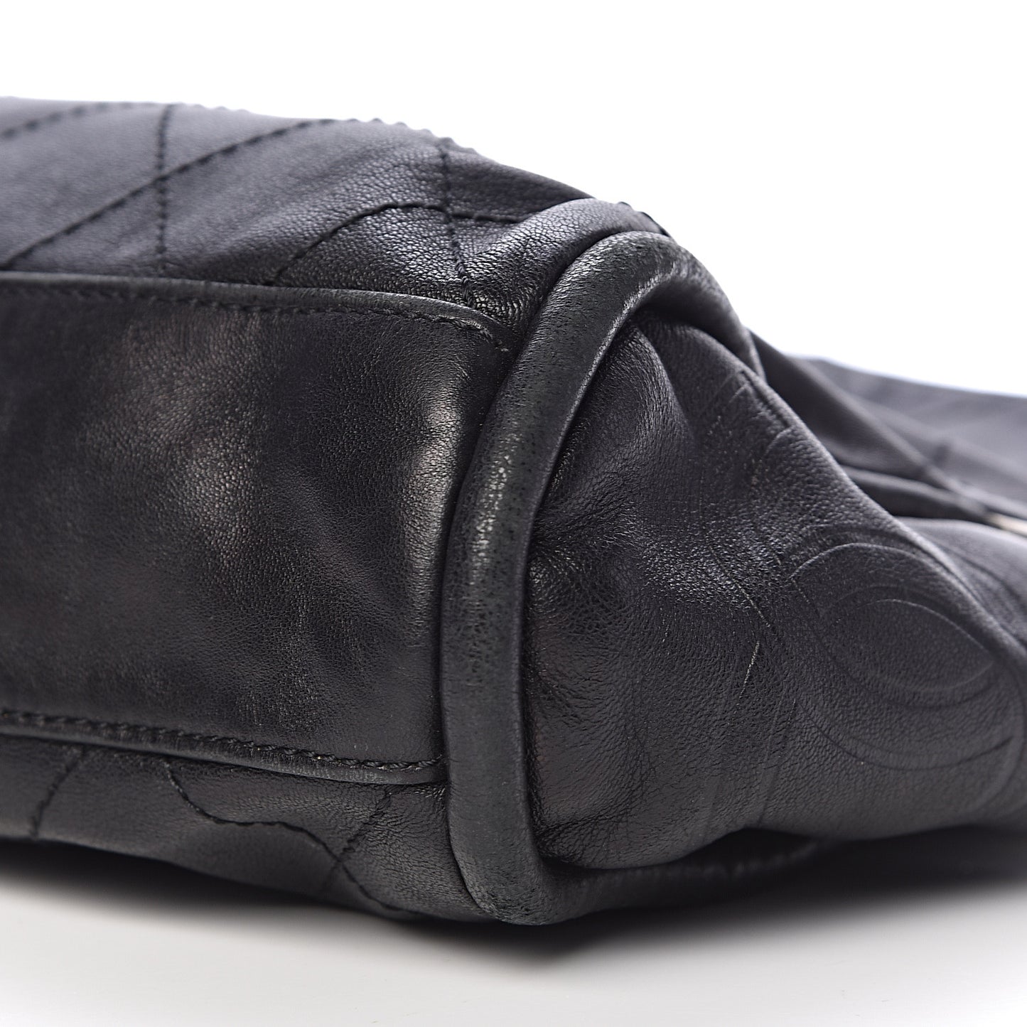 Lambskin Stitched Medium Ultimate Soft Tote Black