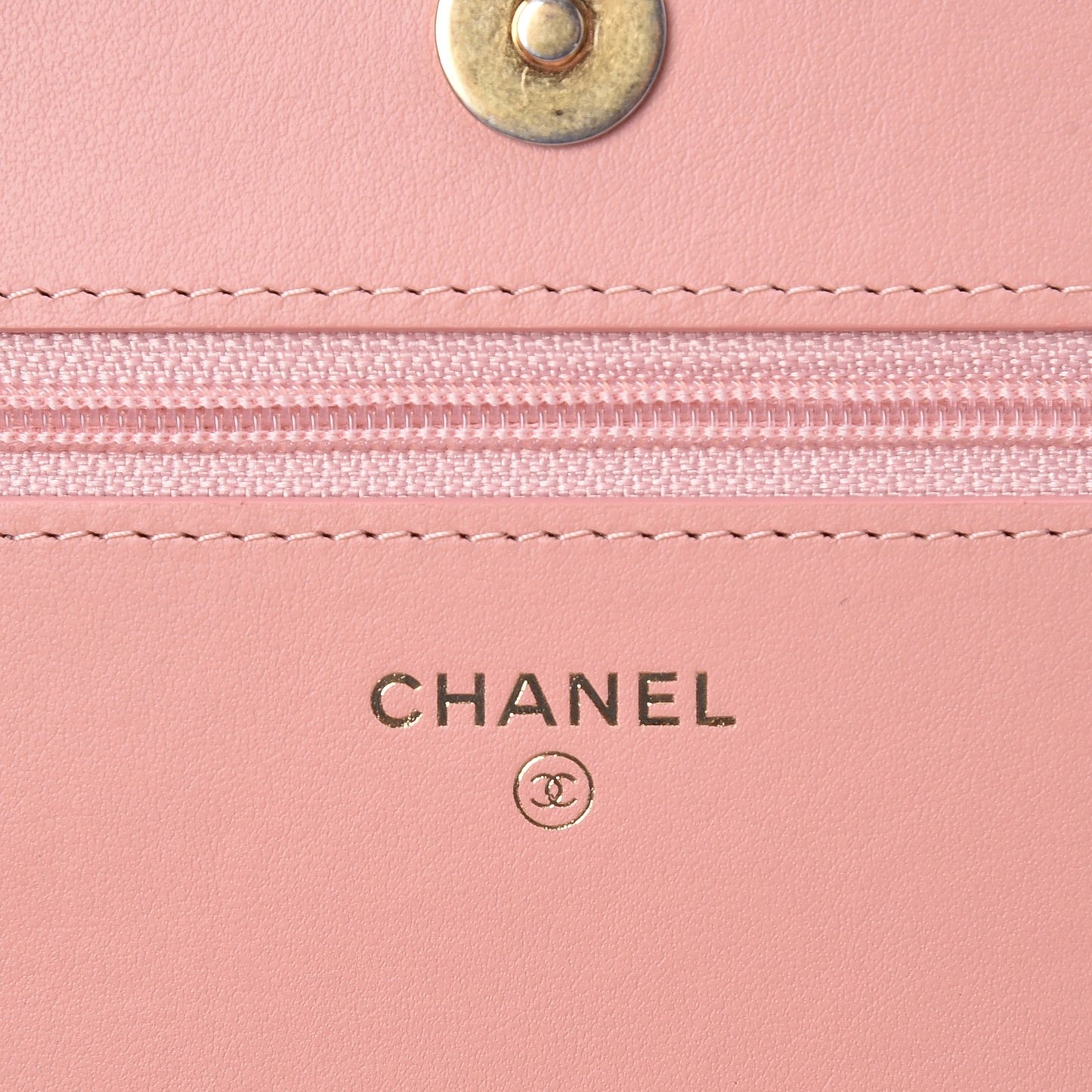Caviar Quilted Boy Wallet On Chain WOC Pink