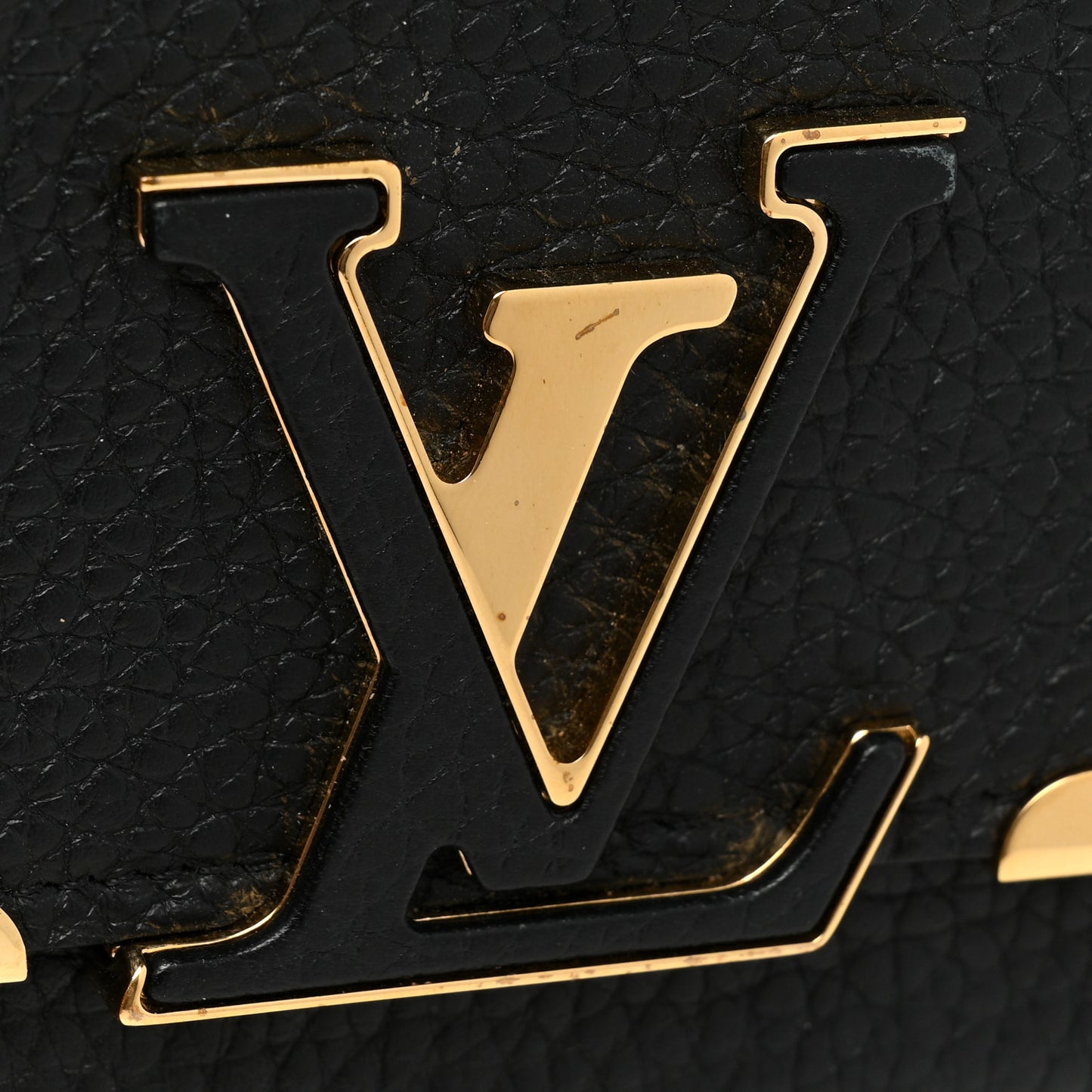 Taurillon Embellished Capucines Long Wallet Black