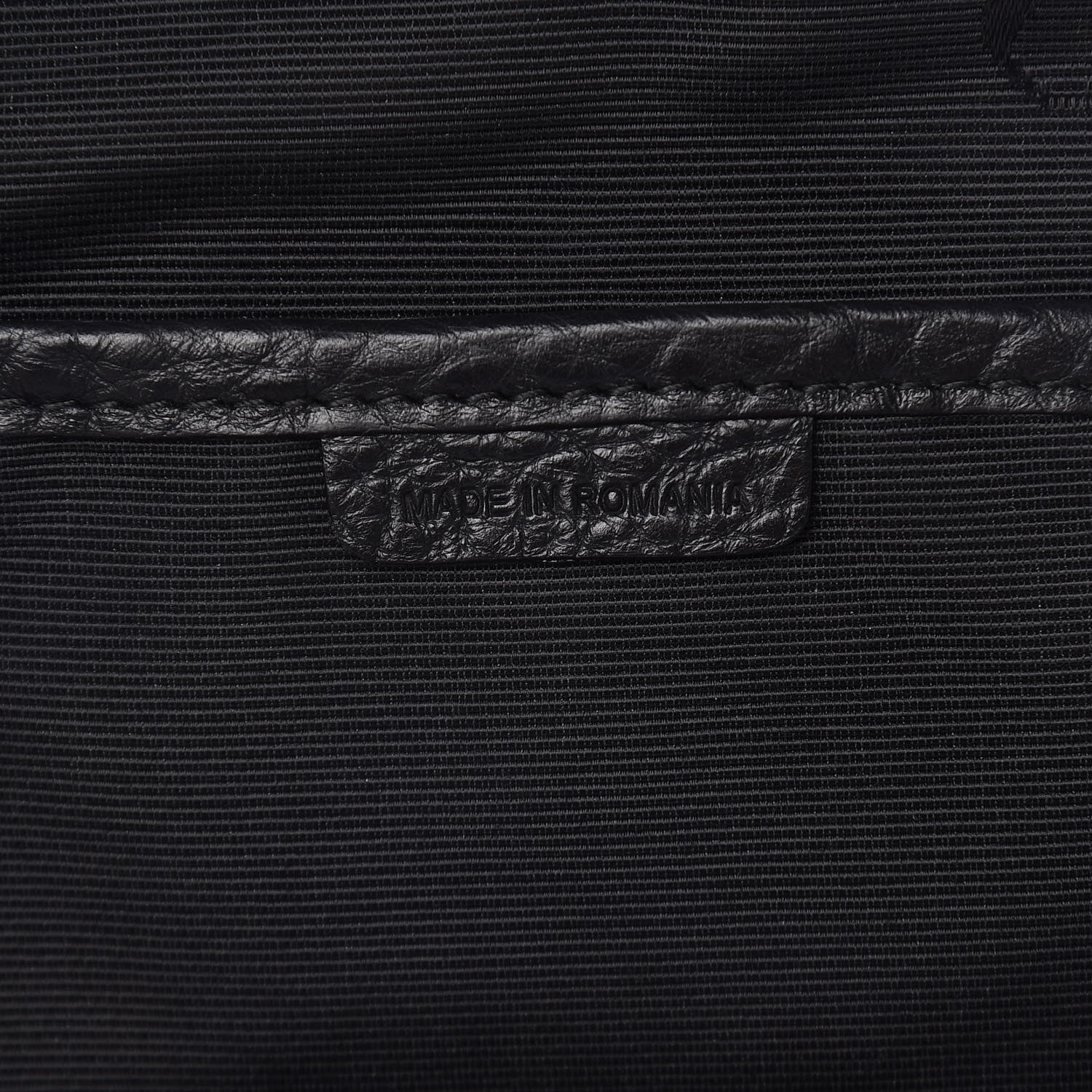 Burberry Heritage Grain Large Orchard Bowling Bag Black 7 of 11
