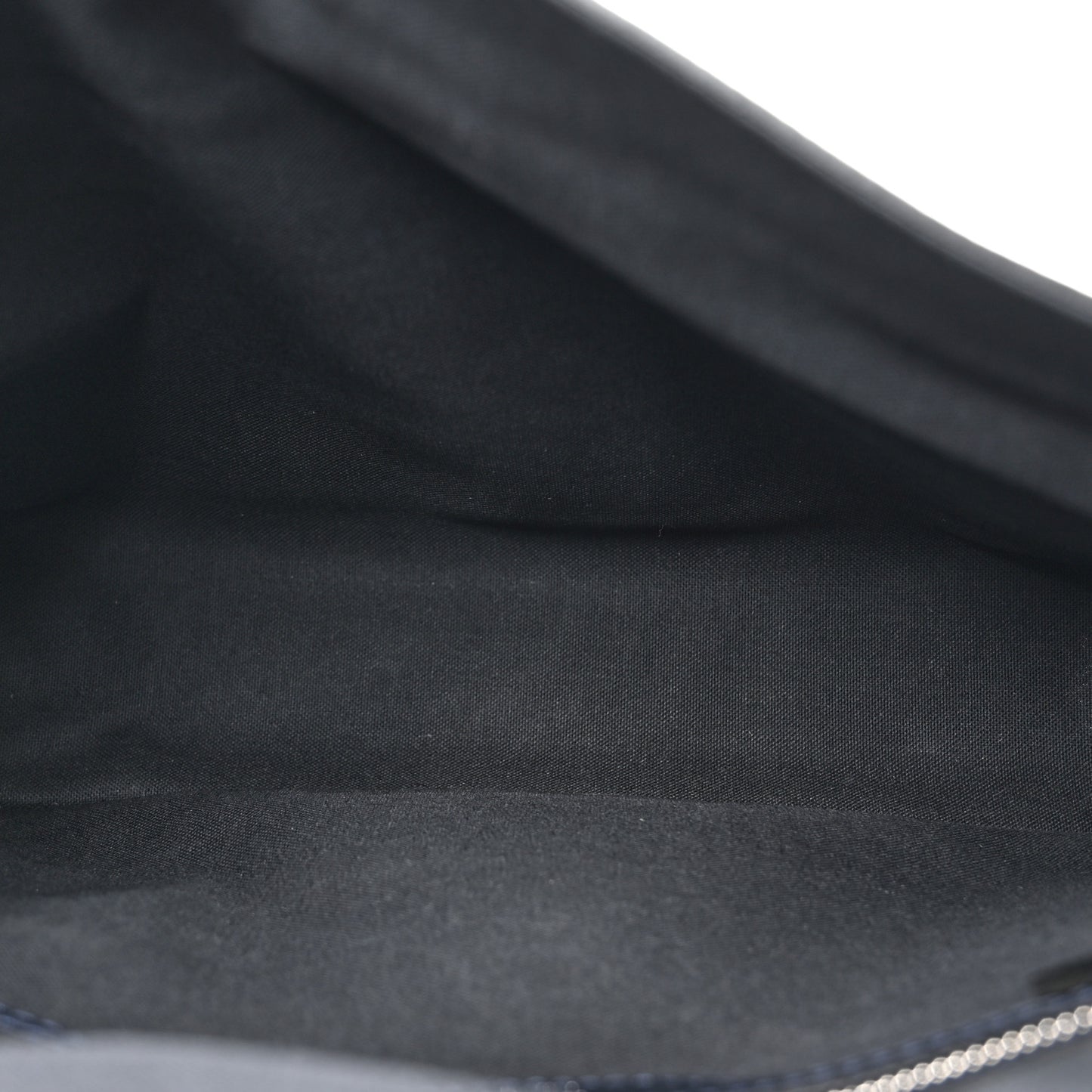 Taiga Roman MM Messenger Black