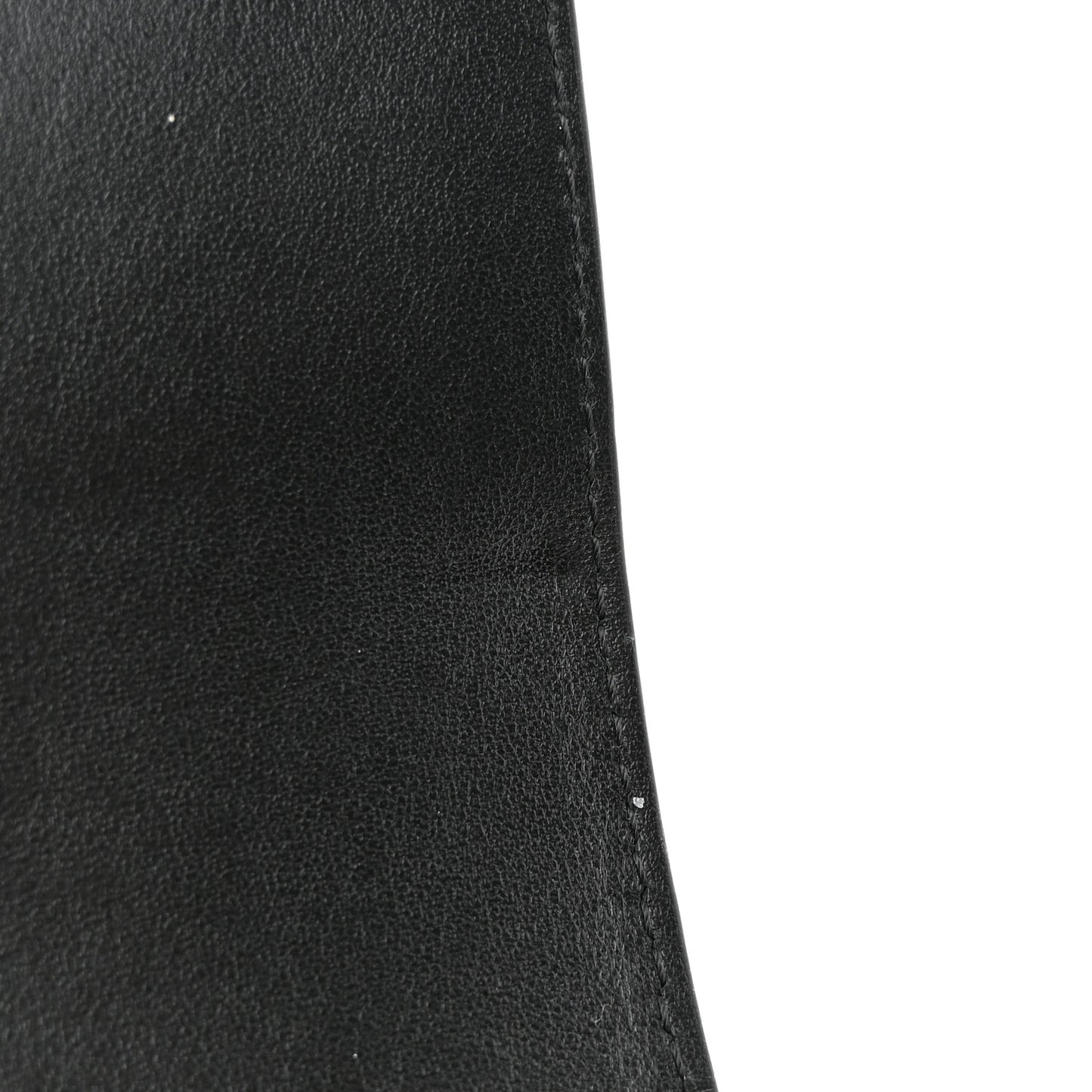 Smooth Calfskin Le Carinu Black