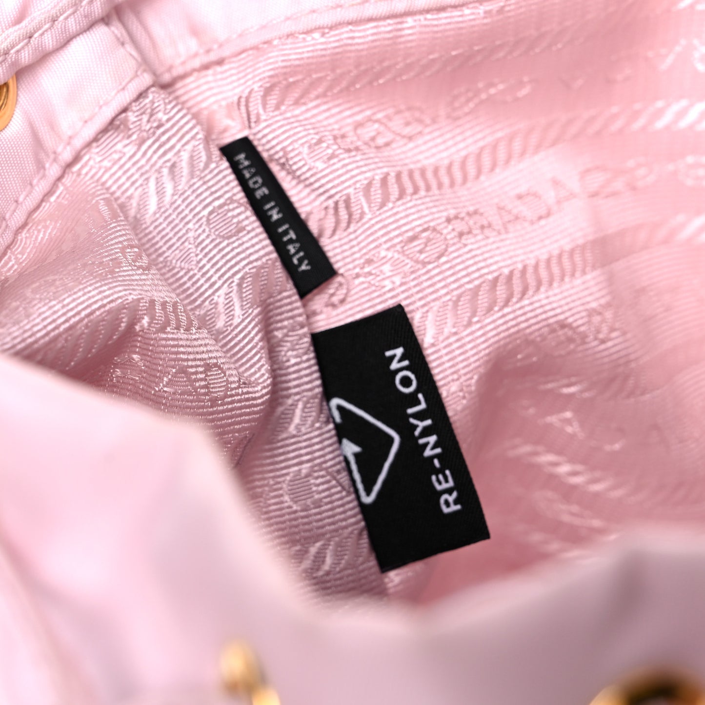 Re-Nylon Saffiano Duet Bucket Crossbody Bag Alabastro