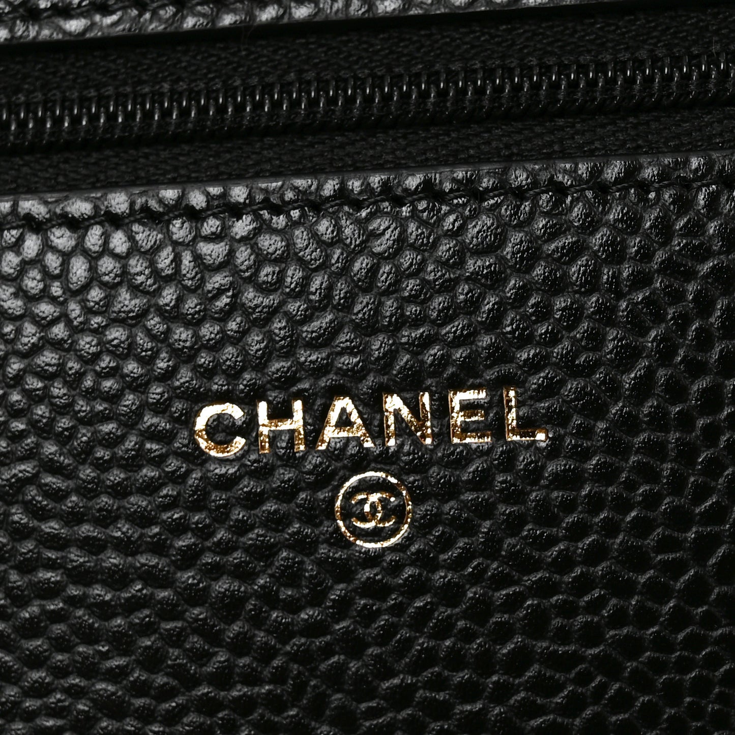 Caviar Quilted CC Turnlock Wallet On Chain WOC Black