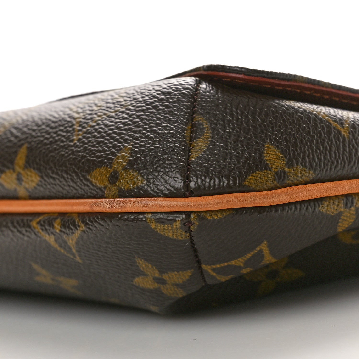 Louis Vuitton Monogram Musette Tango Long Strap 10 of 13