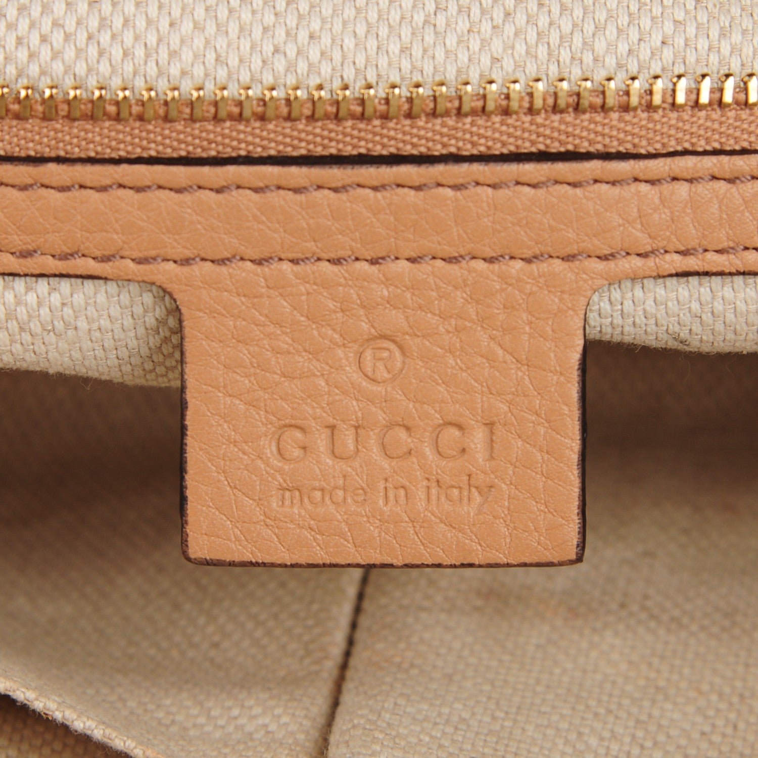 Gucci Pebbled Calfskin Small Soho Bowler Camelia 6 of 7