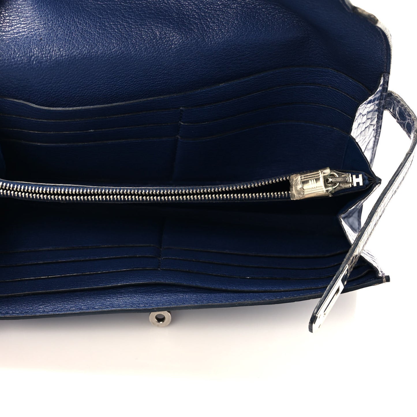 Matte Alligator Kelly Longue Wallet Bleu De Malte
