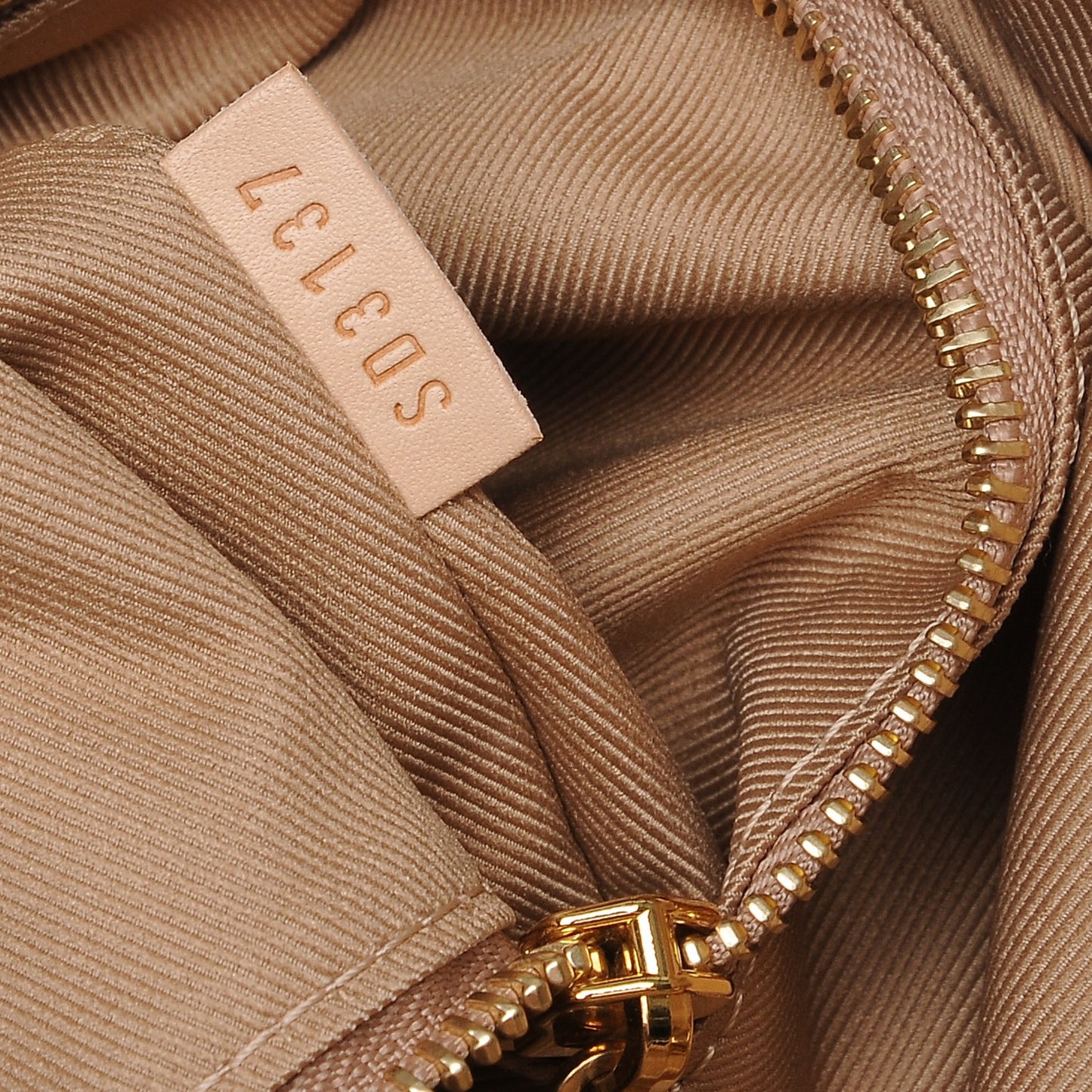 Monogram Graceful MM
