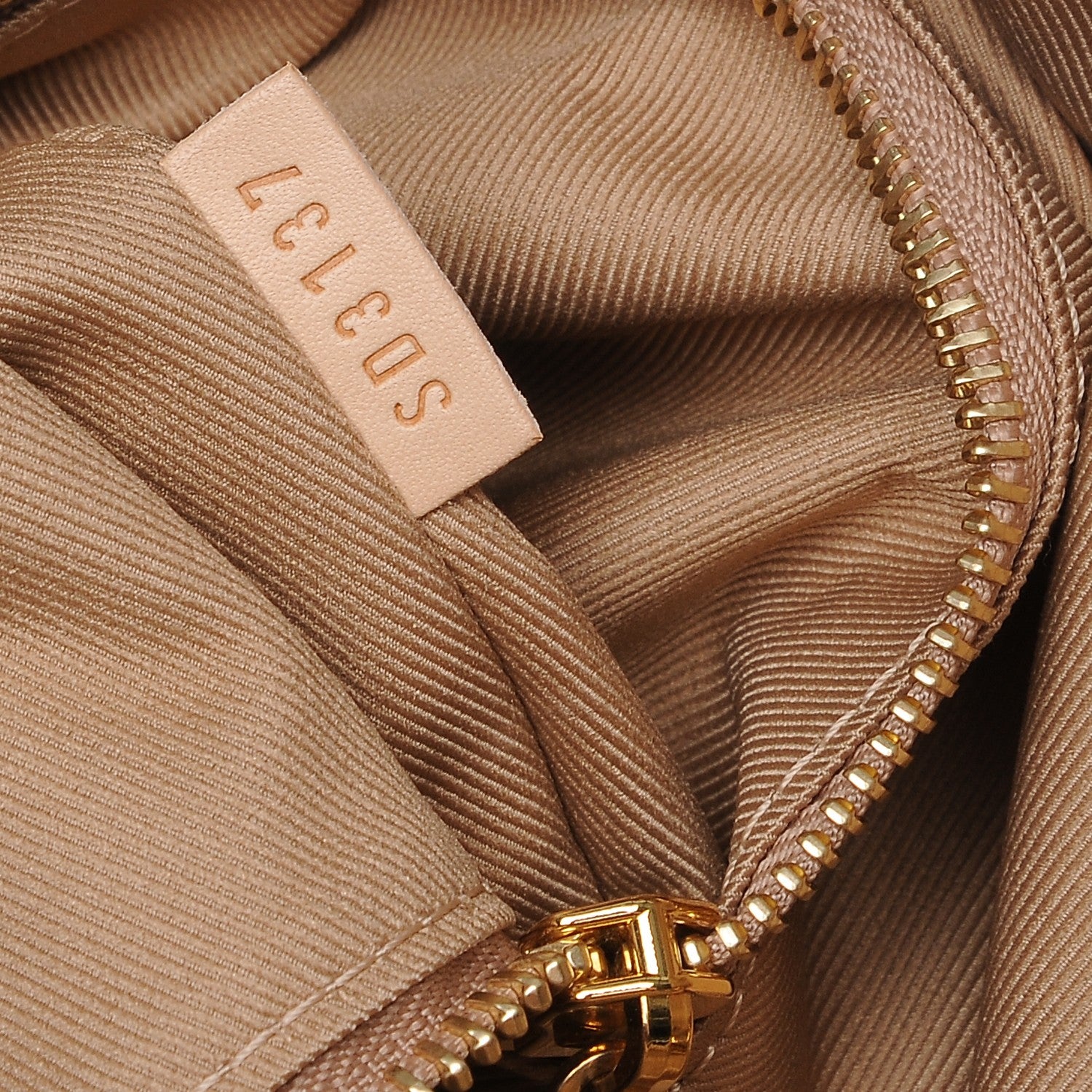Louis Vuitton Monogram Graceful MM 8 of 8