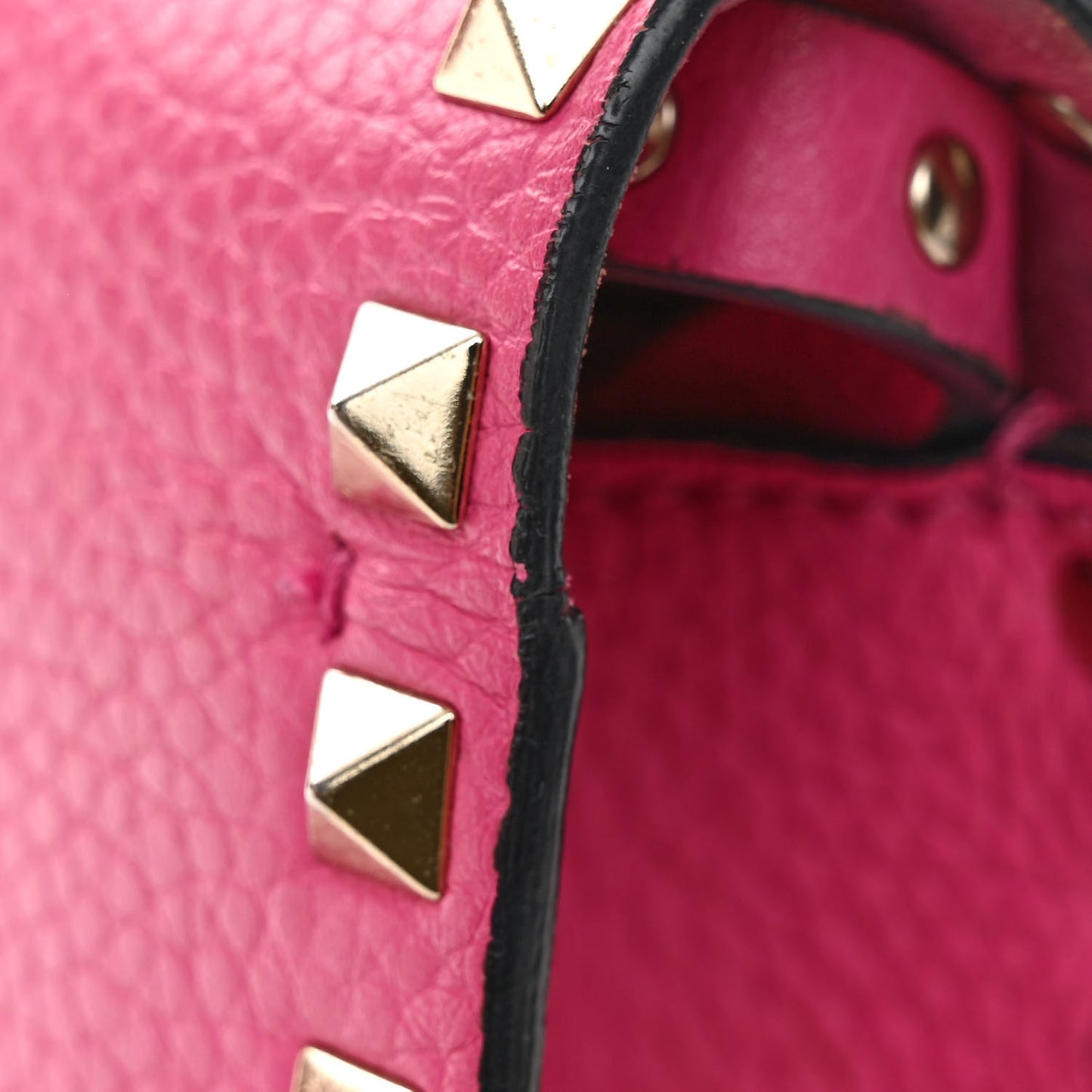 Pebbled Calfskin Medium Rockstud Flip Lock Crossbody Bag Pink Orchid