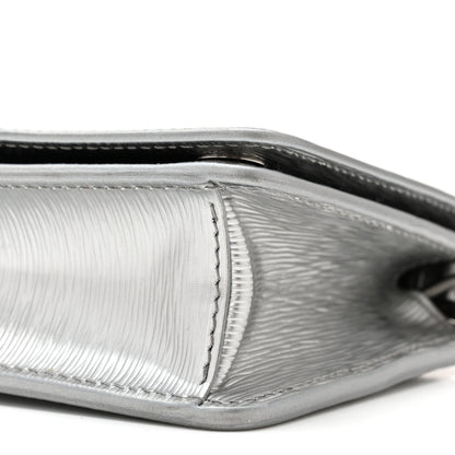 Prada Metallic Vitello Move Oro Chain Wallet Cromo 9 of 9